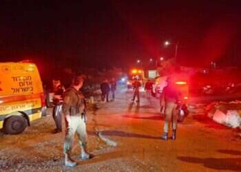 דמם של המתפרעים בפונדוק אינו אדום פחות משל הקפלניסטים