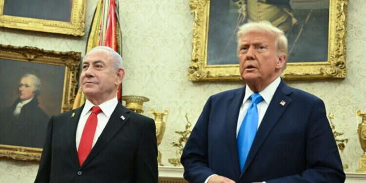 הצהרת טראמפ ונתניהו. צילום: EPA ברכה, לא רק למתנחלים. הצהרת טראמפ ונתניהו, השבוע. צילום: EPA