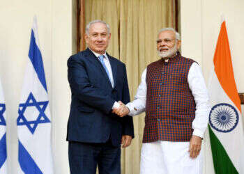 בנימין נתניהו ונרנדרה מודי. צילום: אבי אוחיון, לע"מ