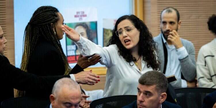 שבוע הקונספירציות ההזויות של השמאל הישראלי