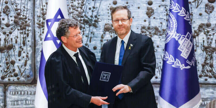 עמית ללוין בטקס השבעתו: "נכונים להידברות"