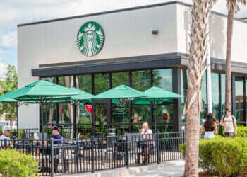 קיבלה את האיתות של הממשל החדש. סניף של סטארבקס בפלורידה. צילום: Getty Images