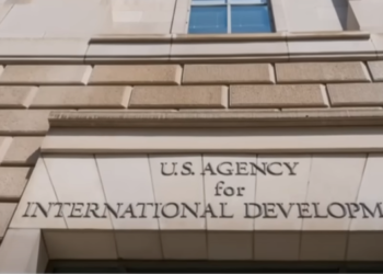 שטיפת מוח: הארגון החשאי שמימן אלפי כלי תקשורת ברחבי העולם