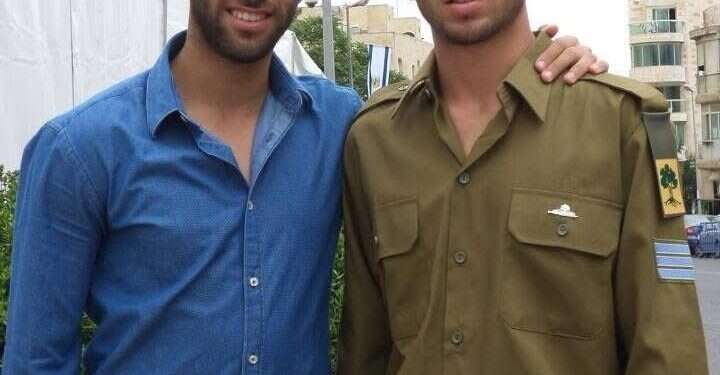 "פתאום מוזר לי שלא נהיה בבית ביום הזיכרון כי יש קבר"