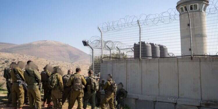 זירת הפיגוע בפילבוקס בבקעת הירדן. צילום: דובר צה שני לוחמי מילואים נפלו בפיגוע בבקעה, שניים נוספים פצועים קשה