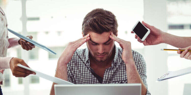 צילום: שאטרסטוק שיגעון הקורטיזול: האם לחץ וסטרס באמת גורמים לפנים נפוחות