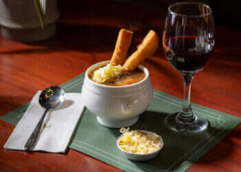 נחמה מוגשת חמה: פסטיבל המרקים של מלון ענבל