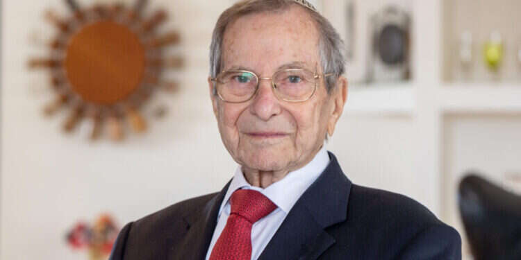 "היפנים ערכו לנו הכנסת אורחים יפה". ברל שור. צילום: יוסי אלוני