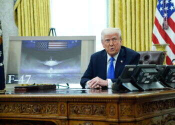 הנשיא טראמפ משיק את מטוס הקרב החדש F47, צילום: EPA/YURI GRIPAS / POOL