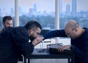 "ראיון מיוחד": הכלה של האחר או הנצחה של סטריאוטיפים?