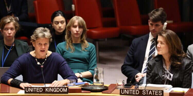 שליחות בריטניה וארה לחץ באו"ם: דיון חירום יתקיים על ההתקרבות האיראנית לפצצה