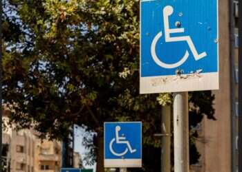 ההפרטה, המצב בעולם והקשר לקורונה: כך צמחה אימפריית תגי הנכה הישראלית