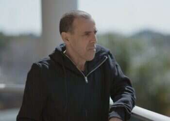 אלי שרעבי. צילום: מתוך התוכנית עובדה בקשת 12 "חשוב שתספר את זה לנשיא טראמפ": נתניהו שוחח עם אלי שרעבי