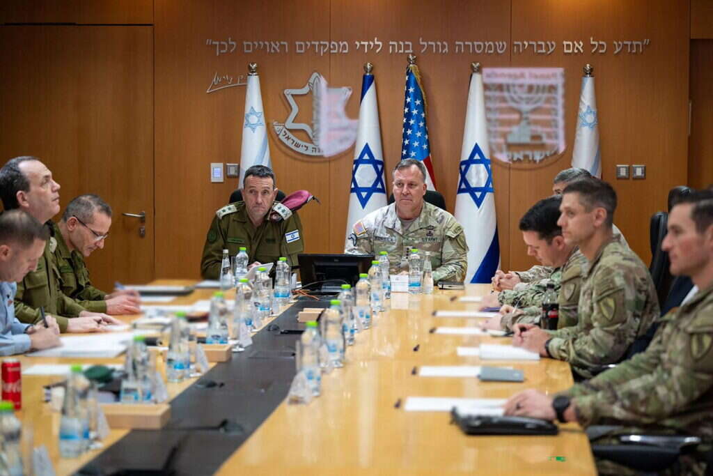 מייקל קורילה והרצי הלוי. צילום: דובר צה"ל