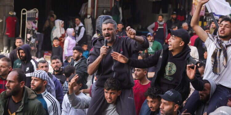 מחאה נדירה בעזה: מאות הפגינו נגד שלטון חמאס