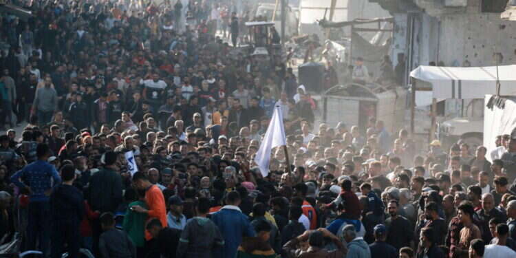 הפגנות העזתים נגד חמאס בבית לאהיה, 26.3. צילום: AFP ההפגנות נגד חמאס: לעזתים נשבר מהמלחמה