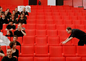 "סבא, אפשר לומר שאני ראש ישיבה לקולנוע בירושלים"