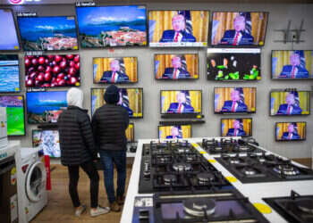 כך תפחיתו את הוצאות החשמל ותחסכו בהוצאות: טיפים להתנהלות חכמה