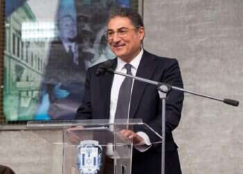 "כאבה של ישראל הוא כאבנו": הקהילה היהודית ברומא נכנסת תחת האלונקה