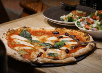 "הכשרה הטובה בעולם": שתי פיצריות ישראליות נכנסו לרשימה היוקרתית