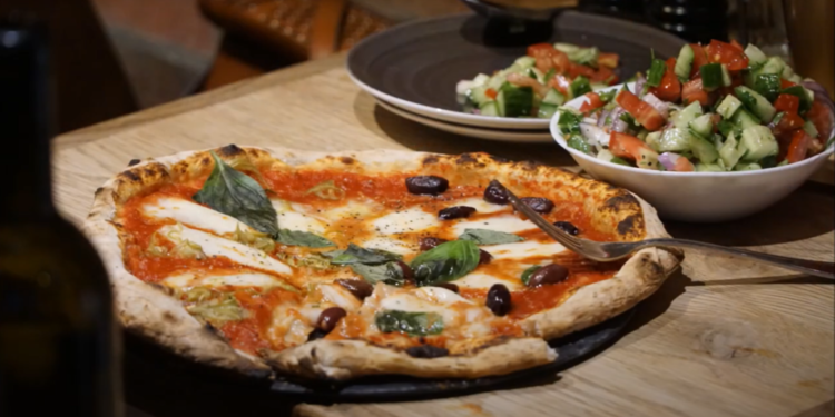 "הכשרה הטובה בעולם": שתי פיצריות ישראליות נכנסו לרשימה היוקרתית