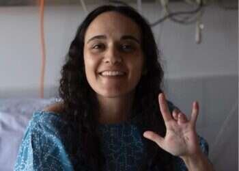 אמילי דמארי: "הצלקות שלי הן סמל לחירות, תקווה וכוח"