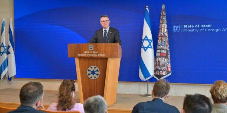 גדעון סער. צילום: שלומי אמסלם, לע "אם חמאס רוצים בהארכת הפסקת האש, עליהם לשחרר חטופים"