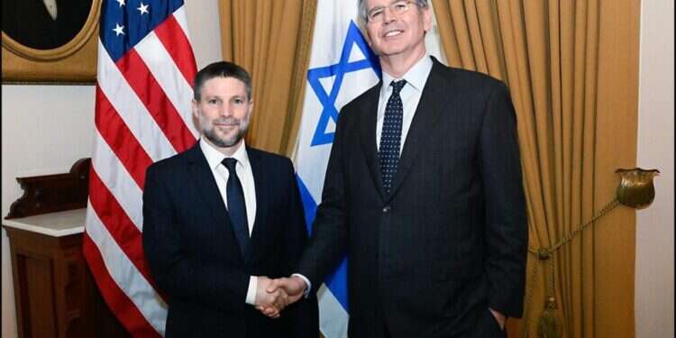 שר האוצר האמריקני, סקוט בסנט, בפגישה עם שר האוצר בצלאל סמוטריץ' "לקדם אינטרסים כלכליים משותפים": סמוטריץ' נפגש עם שר האוצר האמריקני