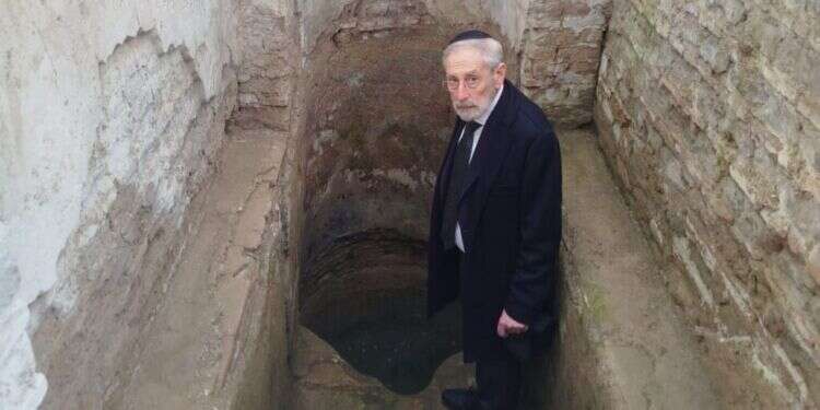 הרב הראשי של רומא מבקר במקווה העתיק ביותר בתפוצות הרב הראשי של רומא מבקר במקווה העתיק בתפוצות