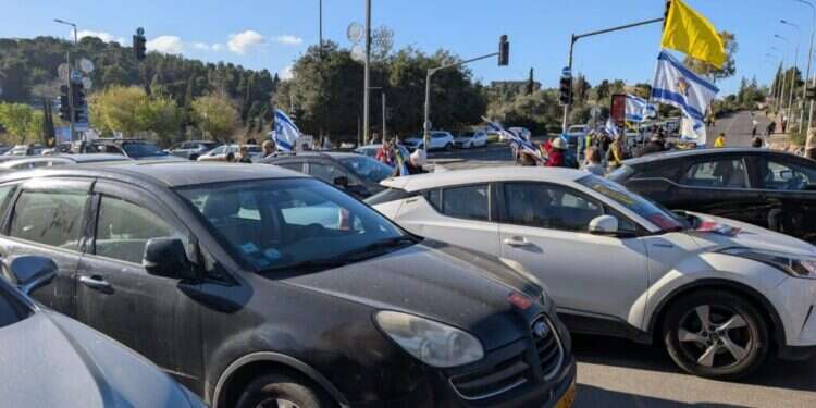 "הצלחתי להגיע הביתה בחיים": תושבי ירושלים מוחים על ההפגנה שחצתה כל גבול