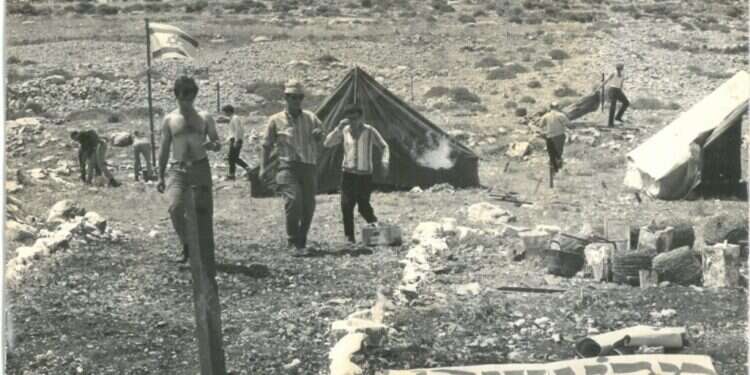 ניסיון העלייה הרביעי ל ניסיון העלייה הרביעי ל"מבוא שכם", מאי 1970. צילום: נפתלי פרל. באדיבות נפתלי וזהבה פרל