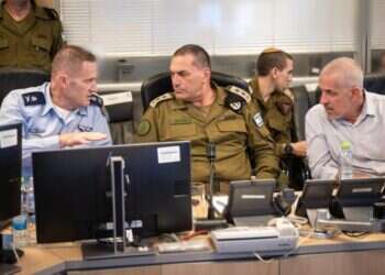 הלילה מהאוויר, בהמשך גם מהקרקע: חוזרים ללחימה בעזה