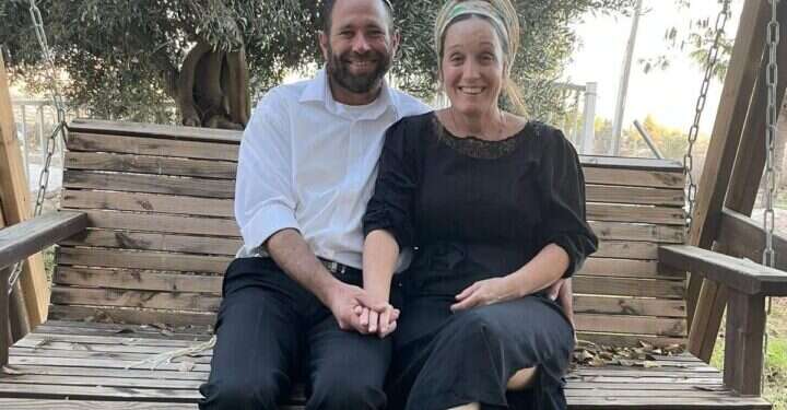 אילון ונטע ויס. צילום באדיבות המשפחה "כמו ללמוד ללכת אחרי ניתוח": האתגר הבירוקרטי של אלמנות המלחמה