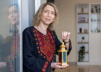 לגעת בנקודות התורפה. עידית בר. צילום: יוסי אלוני