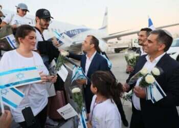 פסח 2025: יותר מ-27 אלף עולים חדשים בשנה החולפת