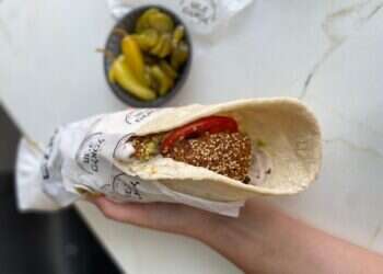 בבית הכרם מצאנו פלאפל ששווה לאכול לא פחות ולא יותר מפעם אחת