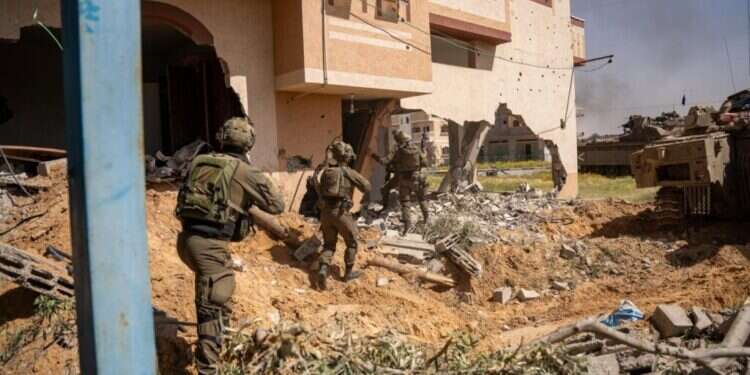 לוחמי חטיבת גולני ברצועת עזה. צילום: דובר צה אחרי יותר משנה: חטיבת גולני חזרה לפעול ברצועת עזה