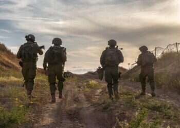 "עוז וחרב": התמרון בעזה מעמיק – גיוס מילואים נרחב בדרך