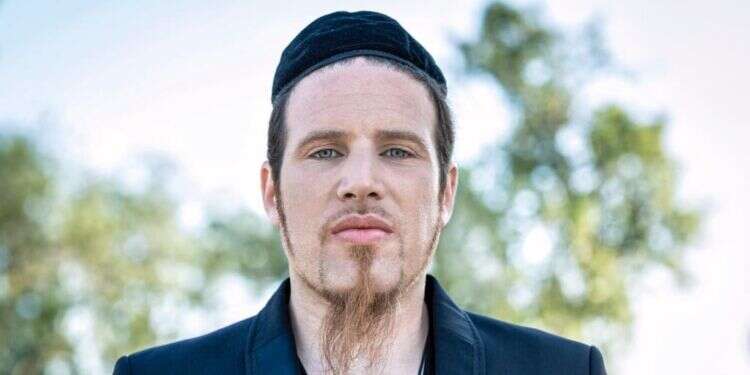 שלושה חודשים וחצי לאחר מותו: אלבום אוסף של בוצר מתפרסם