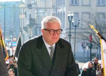 הנסיך תובע זכאות לביטוח לאומי בנוסף על הקצבה המלכותית