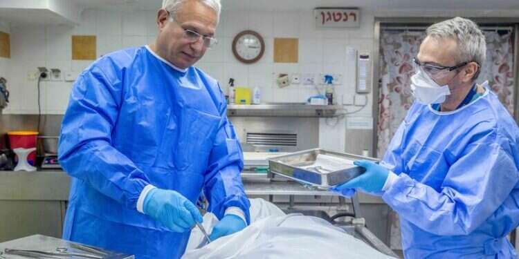 המכון לחרפואה משפטית באבו כביר. צילום: יוסי אלוני, פלאש 90 לראשונה בישראל: טכנולוגיה חדשה עזרה להרשעת רוצח