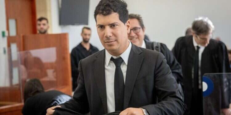 עמית חדד בבית המשפט המחוזי בירושלים, דצמבר 2024. צילום: חיים גולדברג - פלאש 90 עמית חדד בבית המשפט המחוזי בירושלים, דצמבר 2024. צילום: חיים גולדברג - פלאש 90