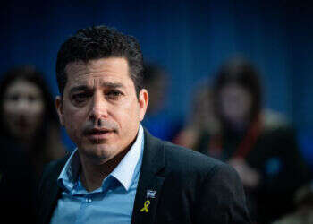 השר עמיחי שיקלי. צילום: יונתן זינדל, פלאש 90 "גיבור ישראל": שיקלי מגבה את איש השב"כ החשוד בהדלפת מידע