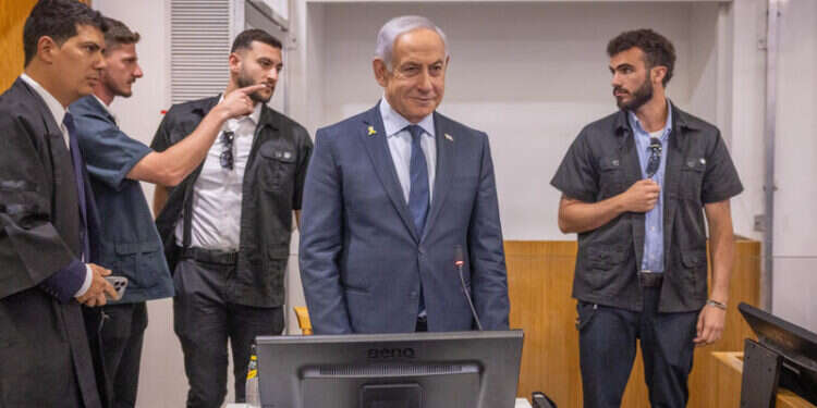 נתיהו ועו נתניהו על חקירות מקורביו: "בדיוק כמו שטאזי, מערך של הפחדה וניתוק"