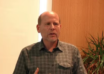 דרישה לבטל השתתפות מרצה הפועל נגד המדינה בכנס של משרד המורשת