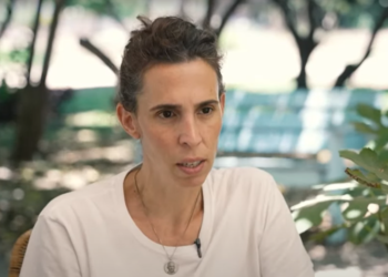 ג'ני סבידיה. צילום מסך מיוטיוב שורדת הנובה ואחות שכולה ש"מעניקה תקווה וכוח": ג'ני סבידיה תשיא משואה