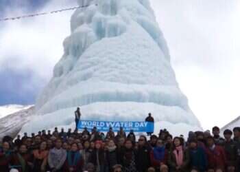 קרחונים מלאכותיים: השיטה הפקיסטנית להשקיית השדות בקיץ