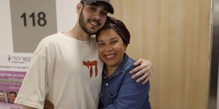 "אנחנו הולכים לחגוג את חג החירות של אלי־ה"