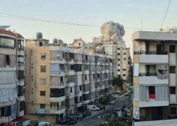 לאחר הקריאה לפינוי: צה"ל תקף מתקני חיזבאללה בביירות