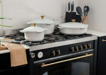 אחרי הניקיונות מגיעים הבישולים: סירים ששווה להכיר לפסח